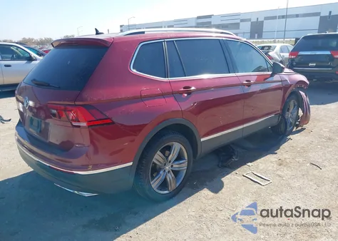 2021 Volkswagen Tiguan 2.0T Se/2.0T Se R-Line Black/2.0T Sel из США, поврежденный, VIN 3VV3B7AX4MM100604
